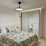 Διαμέρισμα Premium En El Centro De Con Vistas Al Castillo