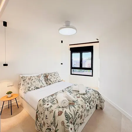 Centro Con Vistas Al Castillo Appartement *