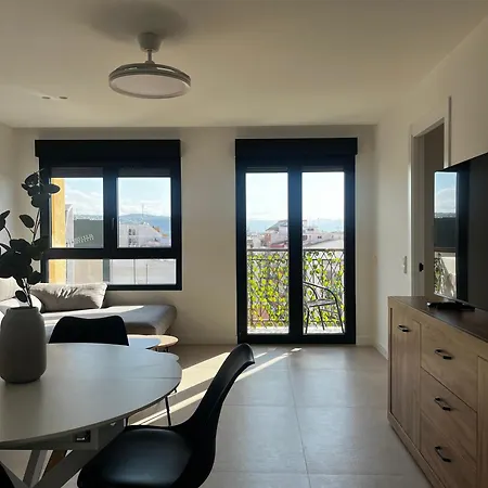 Centro Con Vistas Al Castillo Appartamento *