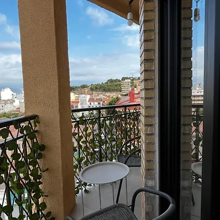 Centro Con Vistas Al Castillo Appartamento *