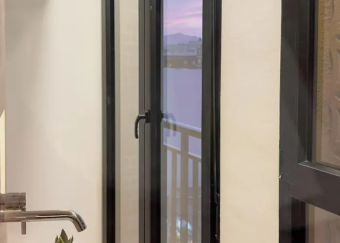 Centro Con Vistas Al Castillo Apartamento *