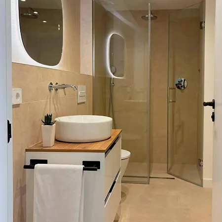 Centro Con Vistas Al Castillo Lägenhet